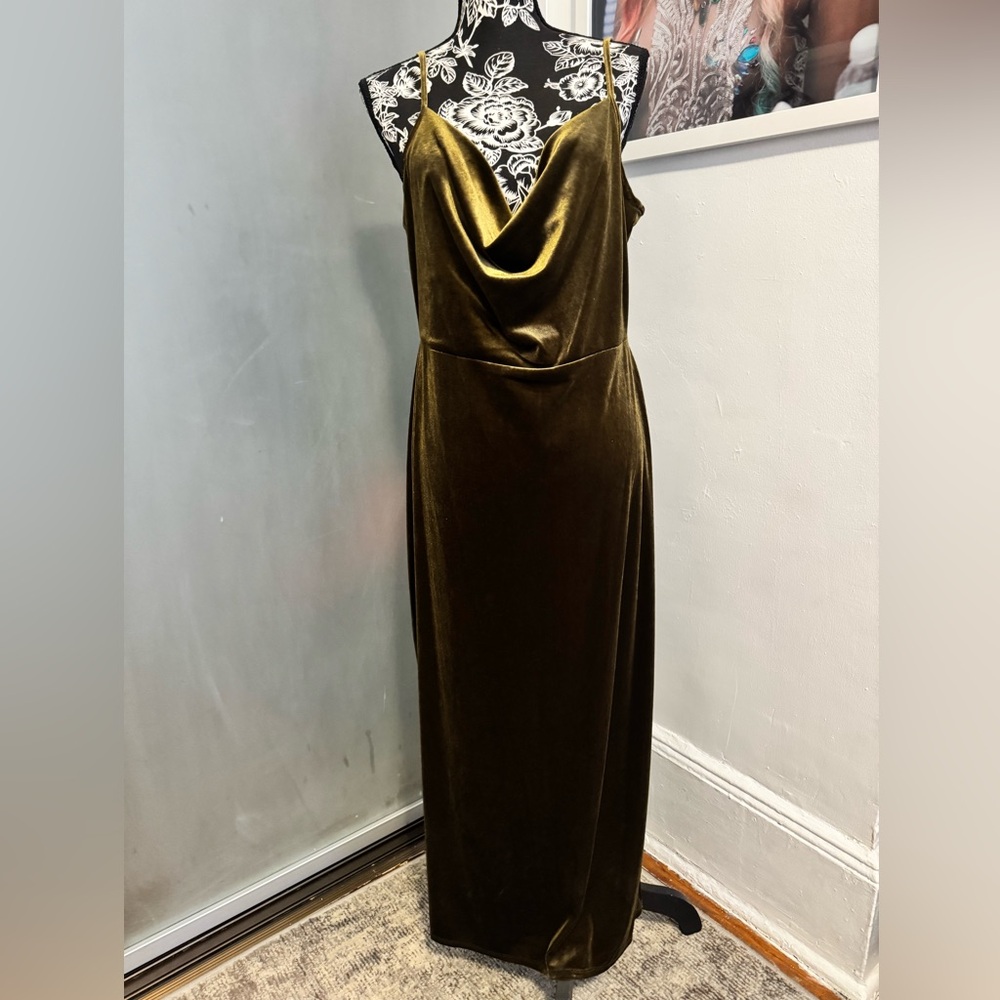 Green Embellished Backless Midi Gown